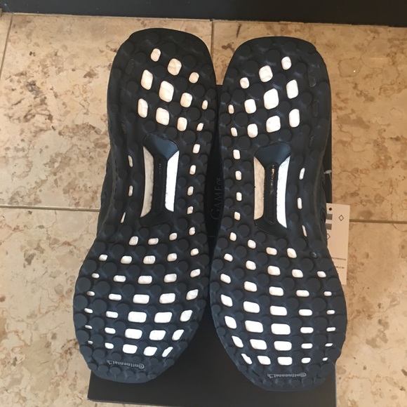 🔥 Adidas Game OF Thrones Targaryen Ultraboost 🔥 - Picture 7 of 8